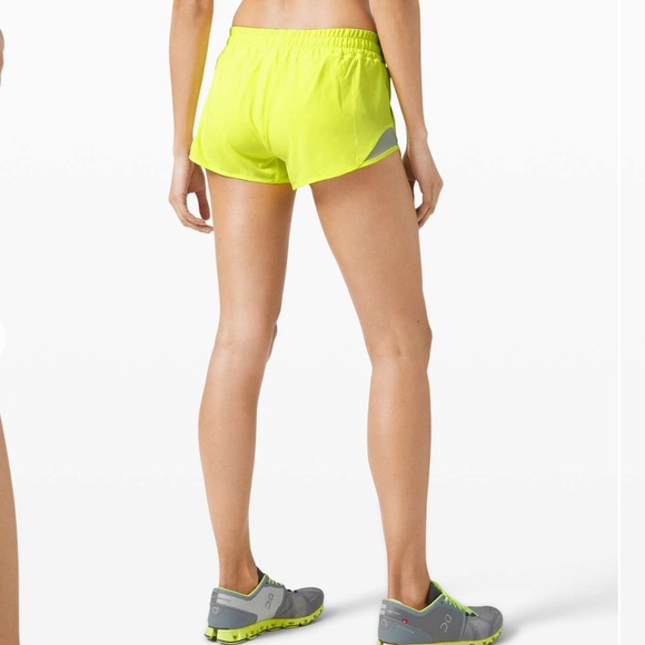 Lululemon Lululemon Hotty Hot Short LR 2.5"
Highlight Yellow size 12 - Picture 7 of 10